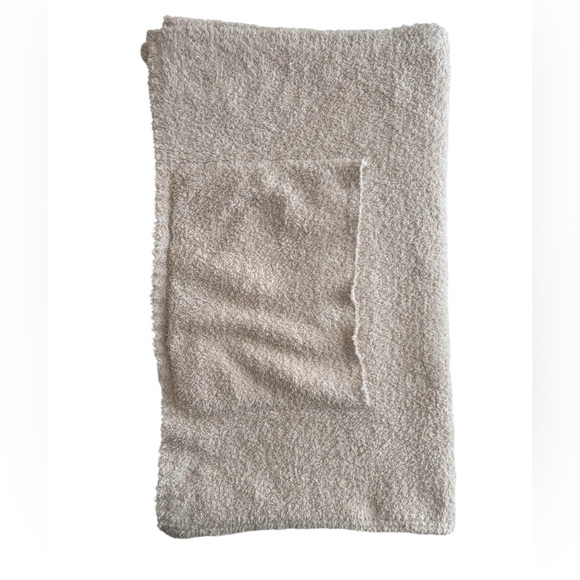 Barefoot Dreams CozyChic® Wearable Blanket Wrap Throw - Picture 5 of 8